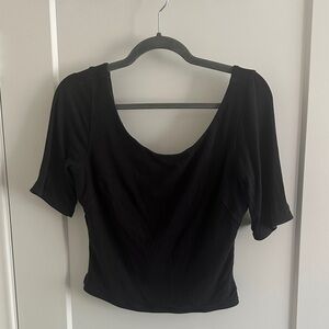 Lululemon black scoop back short sleeve